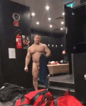 naked bodybuilder