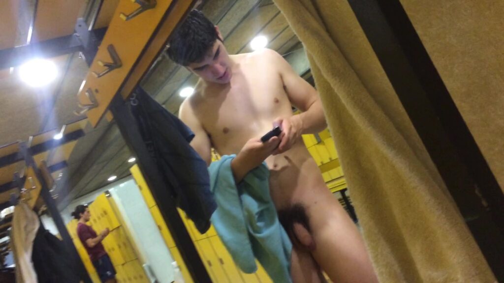 Grindring in the locker room